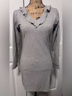 Gray Ruffle V-Neck Long Sleeve Pencil Dress: size Large